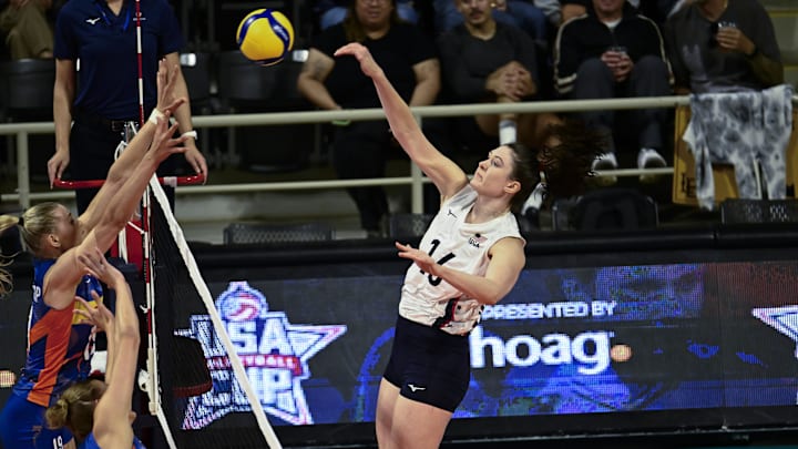 Jul 10, 2024; Long Beach, California, USA; Dana Rettke (16) of the USA spikes the ball against the Netherlands during the USA Volleyball Cup at The Walter Pyramid. Jul 10, 2024; Long Beach, California, USA; Dana Rettke (16) of the USA spikes the ball against the Netherlands during the USA Volleyball Cup at The Walter Pyramid.