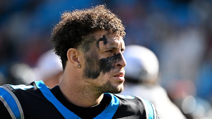 Nov 24, 2024; Charlotte, North Carolina, USA; Carolina Panthers tight end Feleipe Franks (84) on the sidelines in the second quarter at Bank of America Stadium. Mandatory Credit: Bob Donnan-Imagn Images Nov 24, 2024; Charlotte, North Carolina, USA; Carolina Panthers tight end Feleipe Franks (84) on the sidelines in the second quarter at Bank of America Stadium. Mandatory Credit: Bob Donnan-Imagn Images