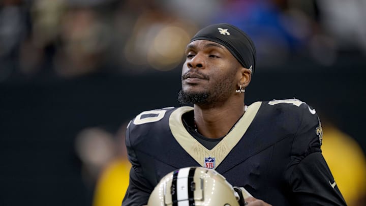 Dec 29, 2024; New Orleans, Louisiana, USA; New Orleans Saints wide receiver Marquez Valdes-Scantling (10) walks the field before a game against the Las Vegas Raiders at Caesars Superdome. Mandatory Credit: Matthew Hinton-Imagn Images Dec 29, 2024; New Orleans, Louisiana, USA; New Orleans Saints wide receiver Marquez Valdes-Scantling (10) walks the field before a game against the Las Vegas Raiders at Caesars Superdome. Mandatory Credit: Matthew Hinton-Imagn Images
