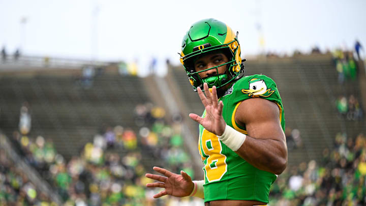 Dec 20, 2025; Eugene, OR, USA; Oregon Ducks tight end Kenyon Sadiq (18) looks on before the game against the James Madison Dukes at Autzen Stadium. 
