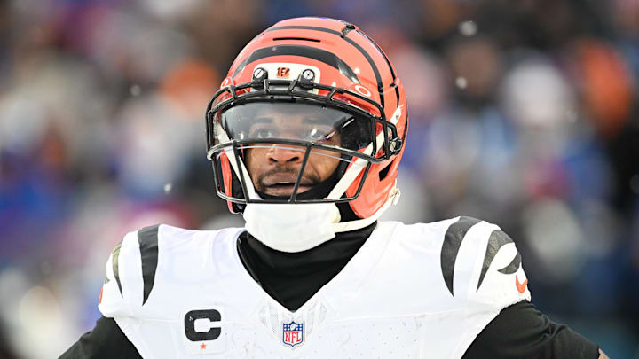 Cincinnati Bengals wide receiver Ja'Marr Chase (1) looks on during the fourth quarter against the Buffalo Bills at Highmark Stadium. Cincinnati Bengals wide receiver Ja'Marr Chase (1) looks on during the fourth quarter against the Buffalo Bills at Highmark Stadium.