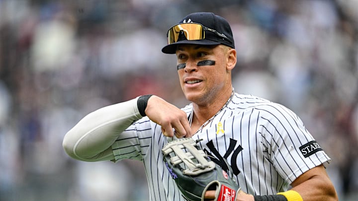 Sep 7, 2025; Bronx, New York, USA; New York Yankees right fielder Aaron Judge (99) reacts after a catch during the fourth inning against the Toronto Blue Jays at Yankee Stadium. Mandatory Credit: Mark Smith-Imagn Images Sep 7, 2025; Bronx, New York, USA; New York Yankees right fielder Aaron Judge (99) reacts after a catch during the fourth inning against the Toronto Blue Jays at Yankee Stadium. Mandatory Credit: Mark Smith-Imagn Images