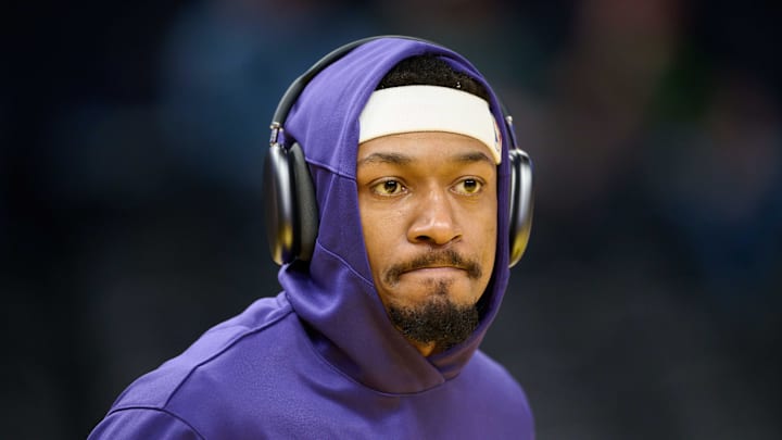Dec 28, 2024; San Francisco, California, USA; Phoenix Suns guard Bradley Beal (3) warms up before the game between the Phoenix Suns and the Golden State Warriors at Chase Center. Mandatory Credit: Robert Edwards-Imagn Images Dec 28, 2024; San Francisco, California, USA; Phoenix Suns guard Bradley Beal (3) warms up before the game between the Phoenix Suns and the Golden State Warriors at Chase Center. Mandatory Credit: Robert Edwards-Imagn Images
