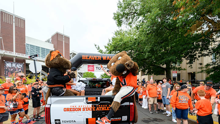 Sep 6, 2025; Corvallis, Oregon, USA; Oregon State Beavers mascots Benny Bernice and Benny Beaver ready for the team arrival at Reser Stadium. Mandatory Credit: Craig Strobeck-Imagn Images