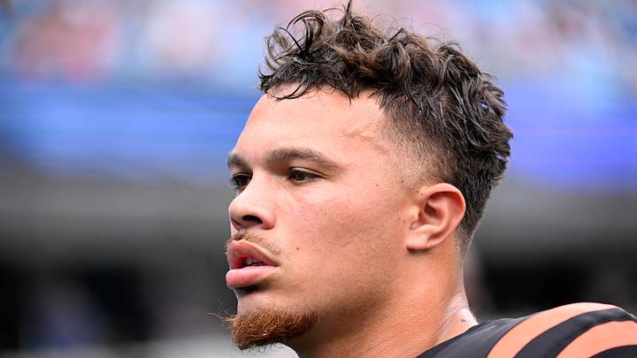 Sep 29, 2024; Charlotte, North Carolina, USA; Cincinnati Bengals tight end Erick All Jr. (83) before the game at Bank of America Stadium. Mandatory Credit: Bob Donnan-Imagn Images