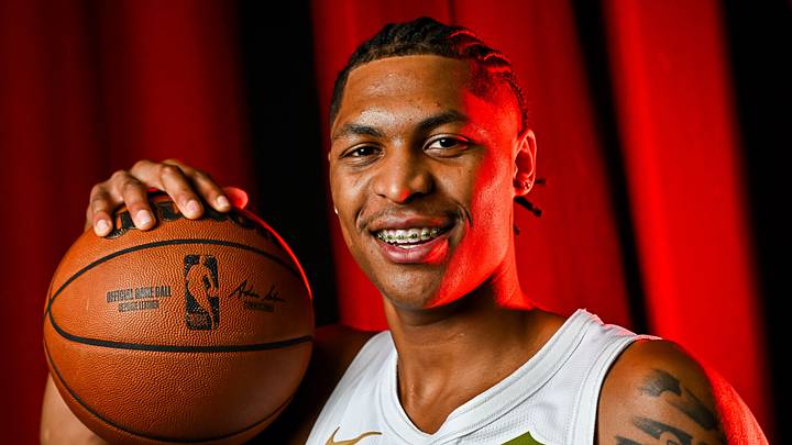 Sep 28, 2026; Cleveland, OH, USA; Cleveland Cavaliers guard Meleek Thomas (15) poses for a photo during media day at Rocket Arena. Mandatory Credit: Ken Blaze-Imagn Images Sep 28, 2026; Cleveland, OH, USA; Cleveland Cavaliers guard Meleek Thomas (15) poses for a photo during media day at Rocket Arena. Mandatory Credit: Ken Blaze-Imagn Images