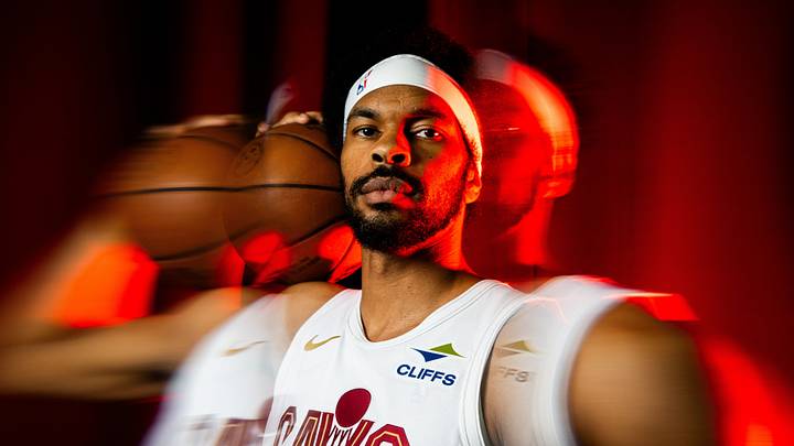 Sep 28, 2026; Cleveland, OH, USA; Cleveland Cavaliers center Jarrett Allen (31) poses for a photo during media day at Rocket Arena. Mandatory Credit: Ken Blaze-Imagn Images Sep 28, 2026; Cleveland, OH, USA; Cleveland Cavaliers center Jarrett Allen (31) poses for a photo during media day at Rocket Arena. Mandatory Credit: Ken Blaze-Imagn Images