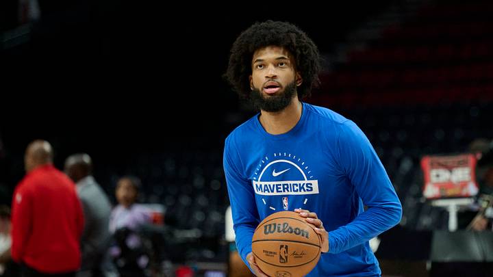 Mar 27, 2026; Portland, Oregon, USA; Dallas Mavericks forward Marvin Bagley III (35) warms up before a game against the Portland Trail Blazers at Moda Center. Mandatory Credit: Troy Wayrynen-Imagn Images Mar 27, 2026; Portland, Oregon, USA; Dallas Mavericks forward Marvin Bagley III (35) warms up before a game against the Portland Trail Blazers at Moda Center. Mandatory Credit: Troy Wayrynen-Imagn Images