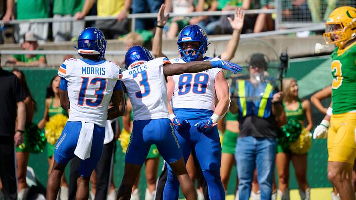A week after nearly knocking off Oregon, Boise State scored a huge win against fellow Group of 6 contender Memphis. A week after nearly knocking off Oregon, Boise State scored a huge win against fellow Group of 6 contender Memphis.