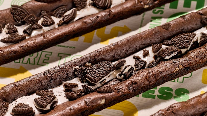 New OREO Footlong Cookie