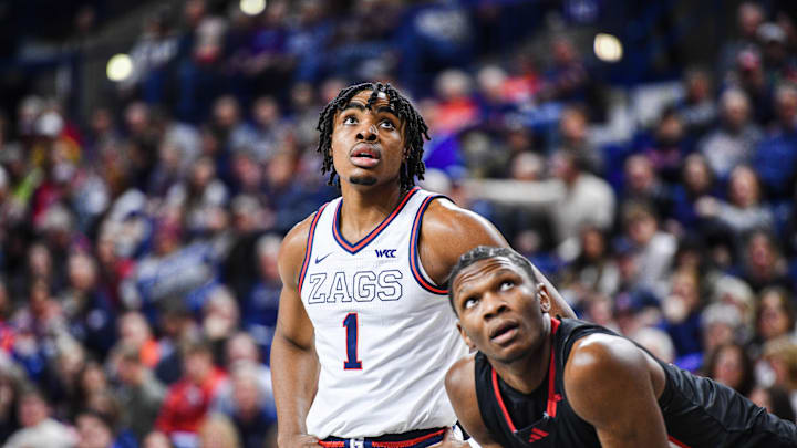 Gonzaga Bulldogs senior Michael Ajayi (1).