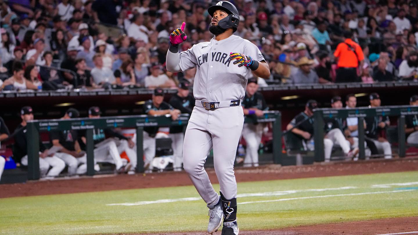 The Biggest Yankees Decision Facing Aaron Boone Before Game 1 of Playoffs