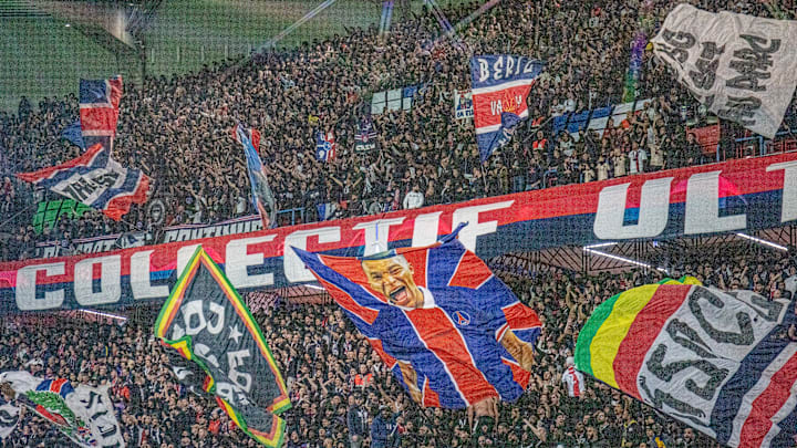 Les supporters pendant la première rencontre entre le PSG et la Real Sociedad. 