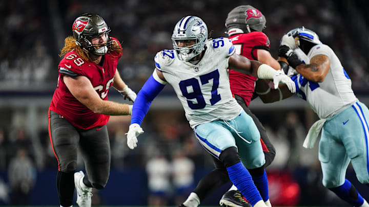 Tampa Bay Buccaneers v Dallas Cowboys
