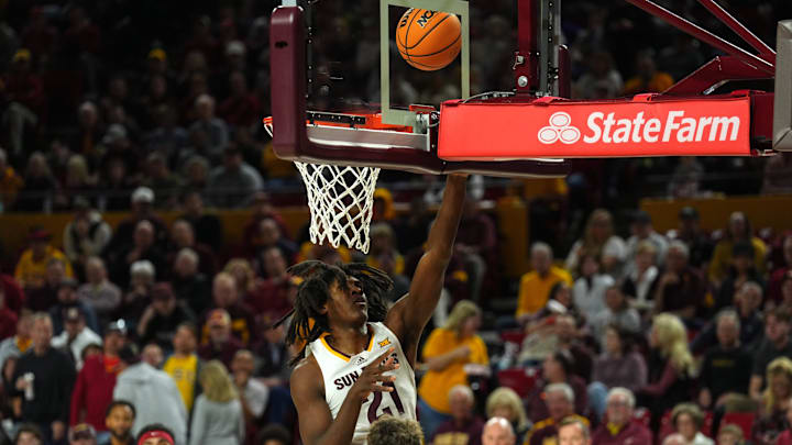 Jan 25, 2025; Tempe, Arizona, USA; Arizona State Sun Devils forward Jayden Quaintance (21) makes a layup against the Iowa State Cyclones during the first half at Desert Financial Arena. Mandatory Credit: Joe Camporeale-Imagn Images Jan 25, 2025; Tempe, Arizona, USA; Arizona State Sun Devils forward Jayden Quaintance (21) makes a layup against the Iowa State Cyclones during the first half at Desert Financial Arena. Mandatory Credit: Joe Camporeale-Imagn Images