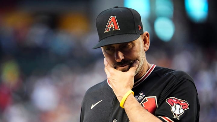 Arizona Diamondbacks manager Torey Lovullo (17) walks to the dugout after a pitching change against the Texas Rangers during the second inning in Game 4 of the 2023 World Series at Chase Field in Phoenix, AZ. The DBacks lost to the Rangers 11-7, putting the Ranger at 3-1 in the World Series. Arizona Diamondbacks manager Torey Lovullo (17) walks to the dugout after a pitching change against the Texas Rangers during the second inning in Game 4 of the 2023 World Series at Chase Field in Phoenix, AZ. The DBacks lost to the Rangers 11-7, putting the Ranger at 3-1 in the World Series.