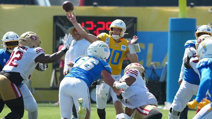 Aug 18, 2026; El Segundo, CA, USA; Los Angeles Chargers quarterback Justin Herbert (10) throws the ball against the San Francisco 49ers during joint practice at The Bolt. Mandatory Credit: Kirby Lee-Imagn Images Aug 18, 2026; El Segundo, CA, USA; Los Angeles Chargers quarterback Justin Herbert (10) throws the ball against the San Francisco 49ers during joint practice at The Bolt. Mandatory Credit: Kirby Lee-Imagn Images