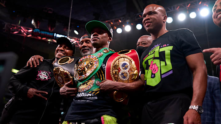 Errol Spence Jr. with team