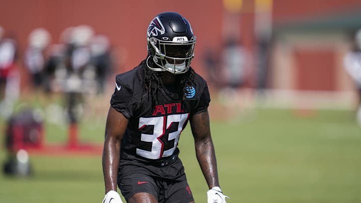 Atlanta Falcons cornerback Tre Flowers