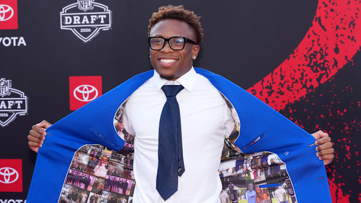 Apr 23, 2026; Pittsburgh, PA, USA; Tennessee Volunteers defensive back Colton Hood poses on the red carpet before the 2026 NFL Draft at Point State Park. Mandatory Credit: Kirby Lee-Imagn Images
