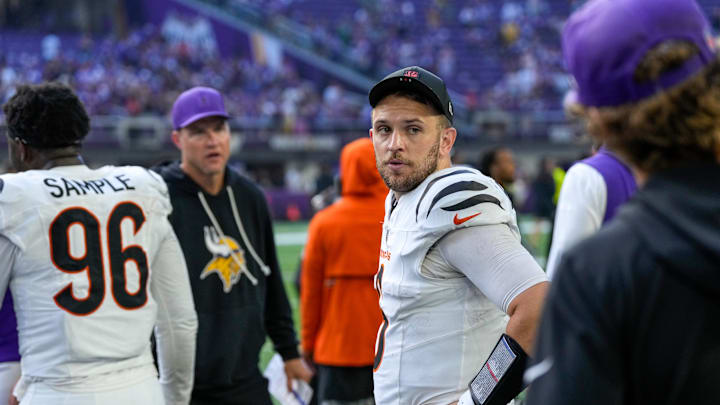 Cincinnati Bengals quarterback Jake Browning (6) shakes hands after the fourth quarter of the NFL Week 3 game between the Minnesota Vikings and the Cincinnati Bengals at U.S. Bank Stadium in Minneapolis on Sunday, Sept. 21, 2025. The Vikings won, 48-10. Cincinnati Bengals quarterback Jake Browning (6) shakes hands after the fourth quarter of the NFL Week 3 game between the Minnesota Vikings and the Cincinnati Bengals at U.S. Bank Stadium in Minneapolis on Sunday, Sept. 21, 2025. The Vikings won, 48-10.