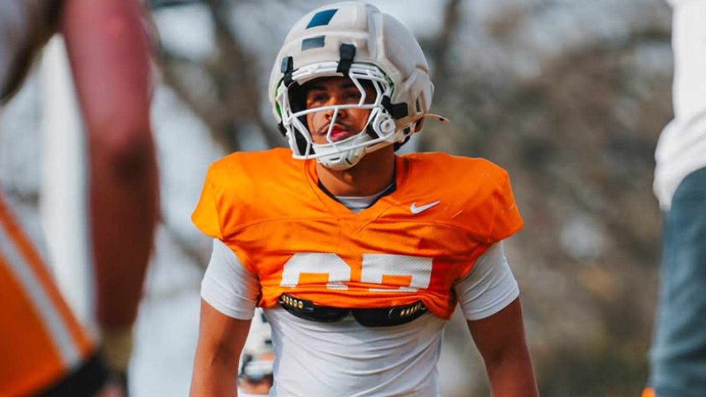 Kedric Golston II's Injury Status Ahead of Tennessee vs. Auburn