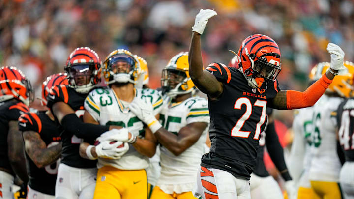 Cincinnati Bengals safety Jordan Battle (27) celebrates a stop on special teams in the second