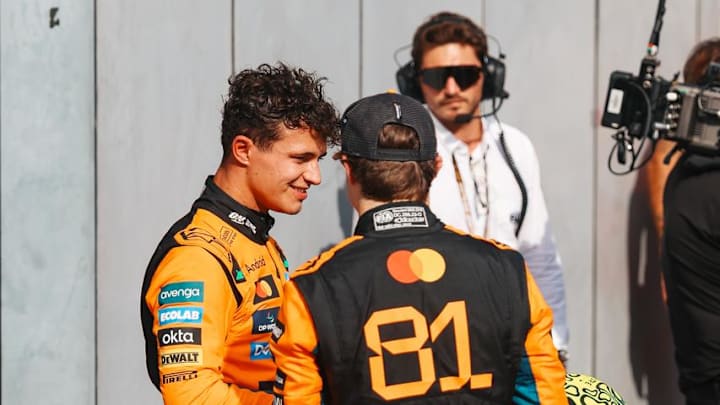 Lando Norris and Oscar Piastri, McLaren, debrief after finishing second and third at the 2025 Formula 1 Italian Grand Prix at Autodromo Nazionale Monza, Monza. Lando Norris and Oscar Piastri, McLaren, debrief after finishing second and third at the 2025 Formula 1 Italian Grand Prix at Autodromo Nazionale Monza, Monza.