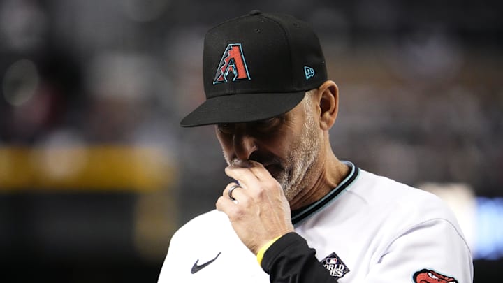 Oct 30, 2023; Arlington, TX, USA; Arizona Diamondbacks manager Torey Lovullo (17) walks to the