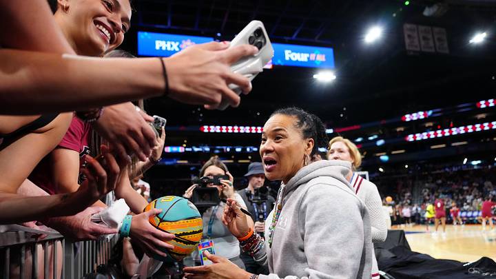 Apr 4, 2026; Phoenix, AZ, USA; South Carolina Gamecocks head coach Dawn Staley interacts with fans during practice at Mortgage Matchup Center. Mandatory Credit: Kirby Lee-Imagn Images
