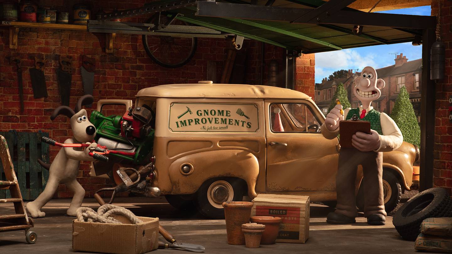 Wallace and Gromit make a triumphant return in 'Vengeance Most Fowl'
