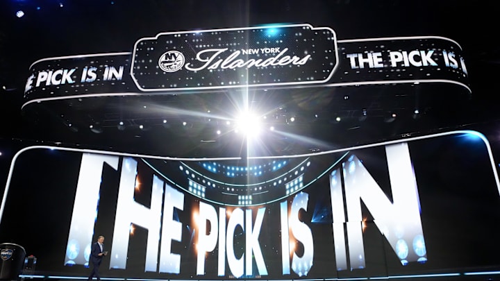 Jun 27, 2025; Los Angeles, California, USA; NHL Commissioner Gary Bettman walks onto the stage to announce the first overall pick by the New York Islanders in the first round of the 2025 NHL Draft at Peacock Theater. Mandatory Credit: Kirby Lee-Imagn Images