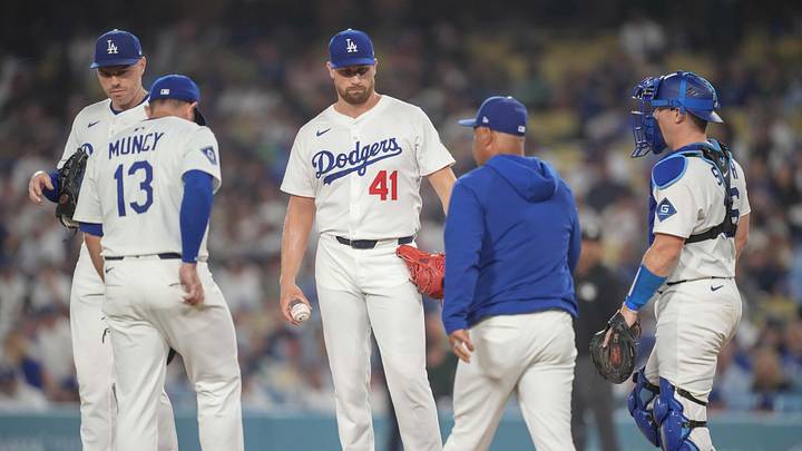Aug 4, 2025; Los Angeles, California, USA; Los Angeles Dodgers manager Dave Roberts (30) relieves Los Angeles Dodgers pitcher Brock Stewart (41) in the ninth inning during an MLB game against the St. Louis Cardinals at Dodger Stadium. Mandatory Credit: Kirby Lee-Imagn Images Aug 4, 2025; Los Angeles, California, USA; Los Angeles Dodgers manager Dave Roberts (30) relieves Los Angeles Dodgers pitcher Brock Stewart (41) in the ninth inning during an MLB game against the St. Louis Cardinals at Dodger Stadium. Mandatory Credit: Kirby Lee-Imagn Images