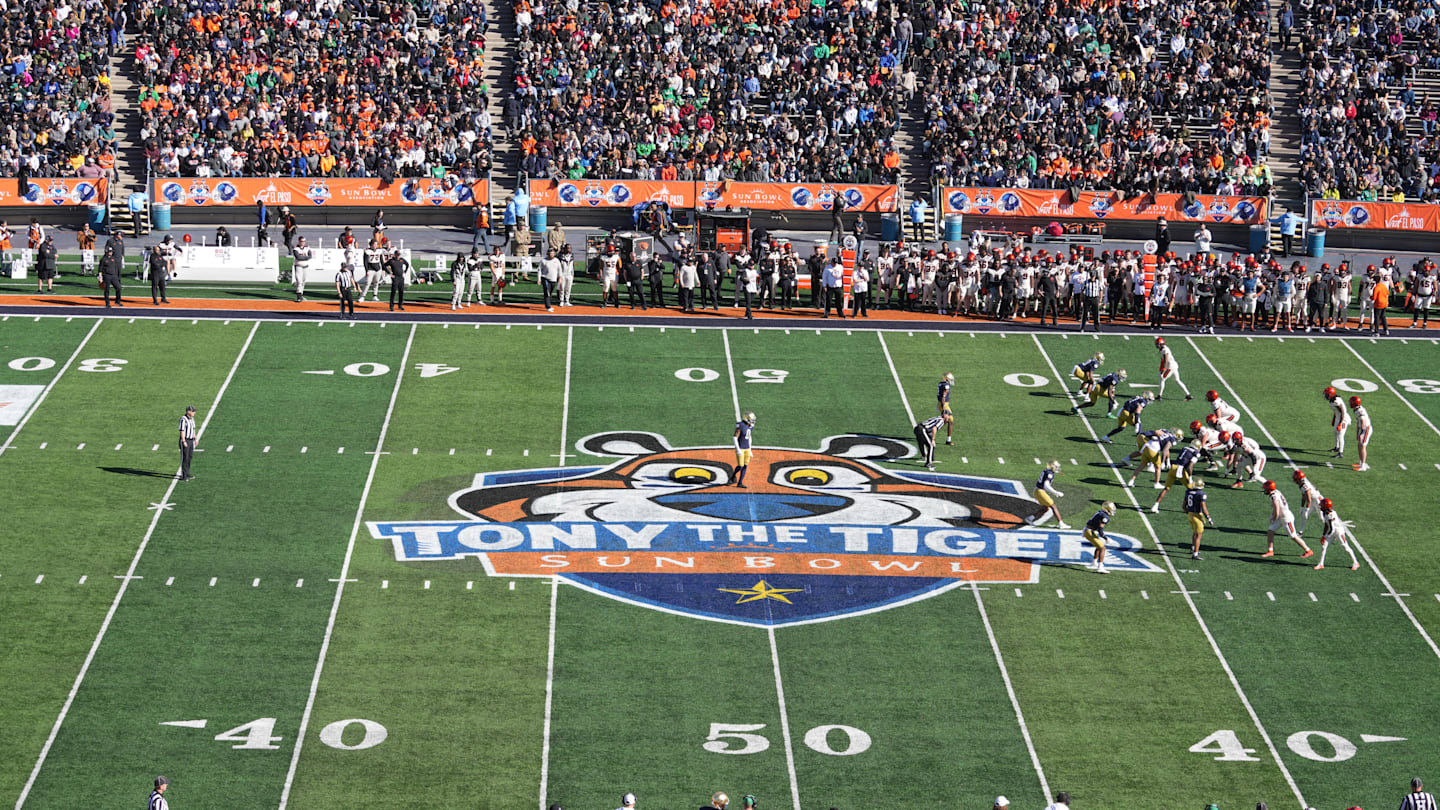 Washington Huskies football vs Louisville Cardinals football: What Most People Get Wrong