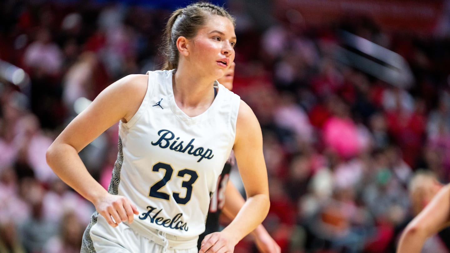 Iowa Girls High School Basketball Prospect Makes Early College Commitment