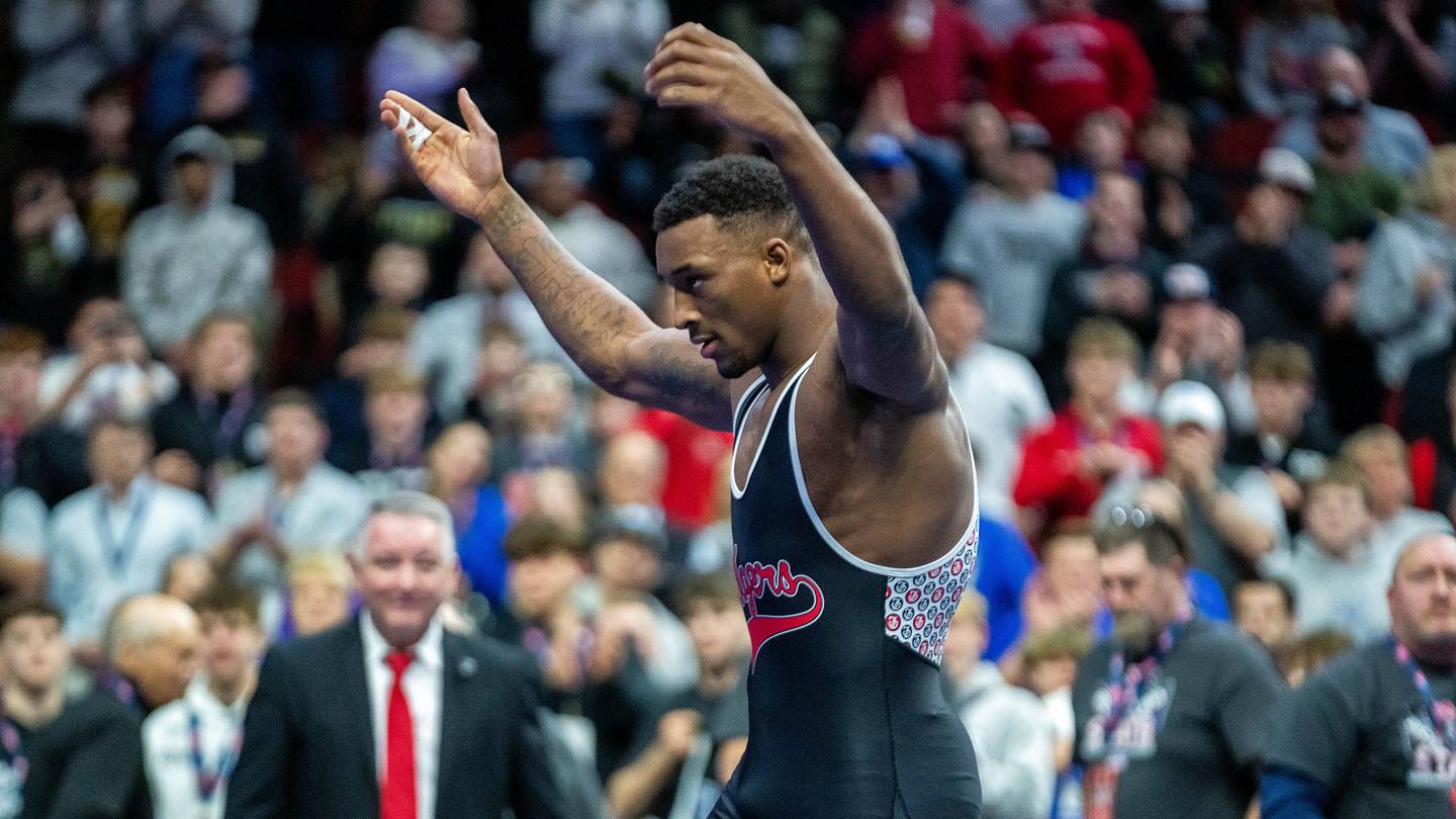 Dreshaun Ross e Landon Robideau dell'Oklahoma State competono ai U20 World Championships, dimostrando talento e determinazione