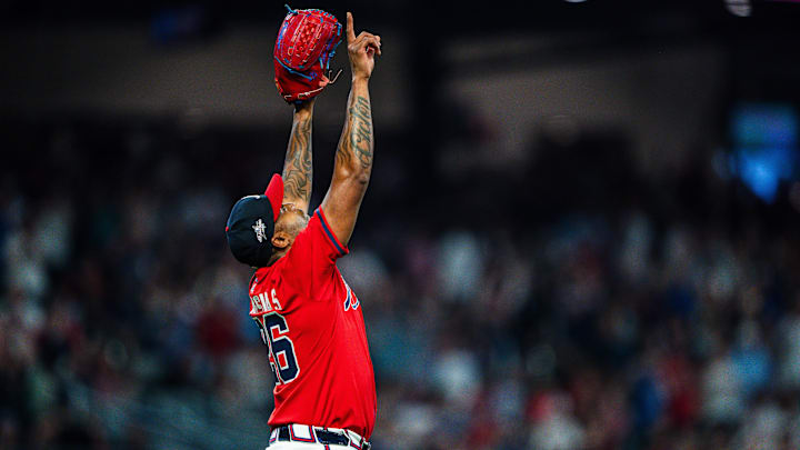 Minnesota Twins v Atlanta Braves
