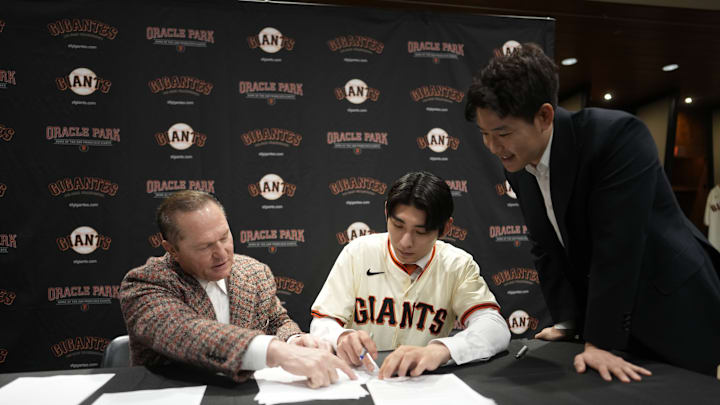 San Francisco Giants Introduce Jung Hoo Lee