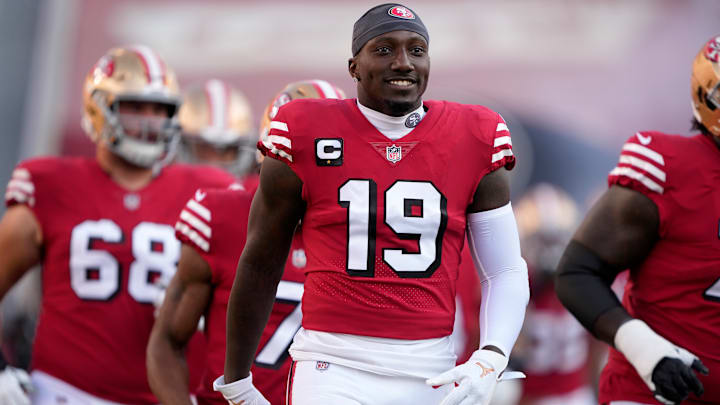 San Francisco 49ers wide receiver Deebo Samuel (19)