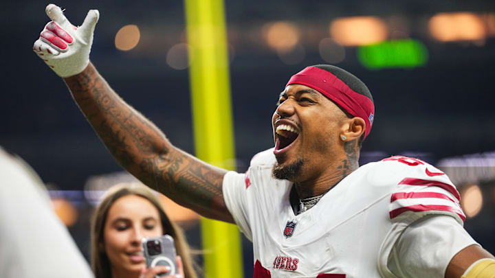 San Francisco 49ers v Indianapolis Colts San Francisco 49ers v Indianapolis Colts