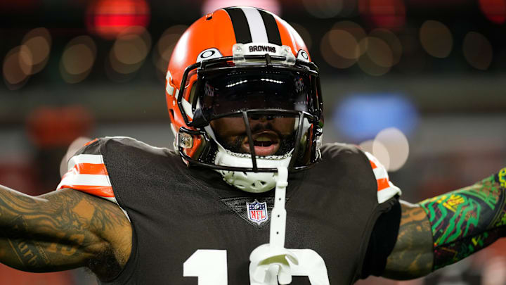 Denver Broncos v Cleveland Browns