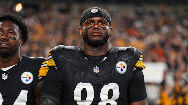 Cleveland Browns v Pittsburgh Steelers