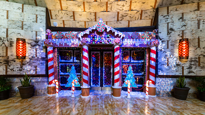 Holiday POP! The Gingerbread Bar in Sky Tower Lobby at Mohegan Sun