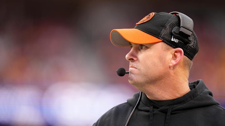 Dec 31, 2023; Kansas City, Missouri, USA; Cincinnati Bengals head coach Zac Taylor paces the