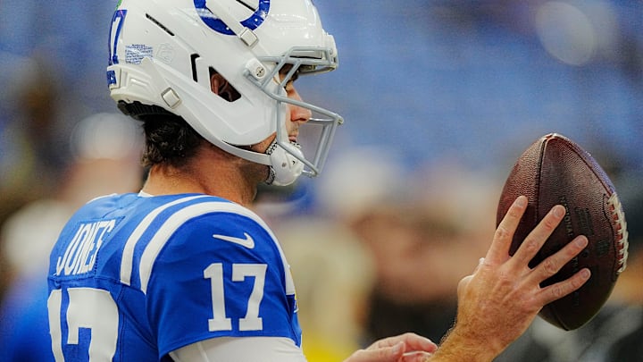 Indianapolis Colts quarterback Daniel Jones (17) warms up Sunday, Oct. 5, 2025, before a game against the Las Vegas Raiders at Lucas Oil Stadium in Indianapolis.
