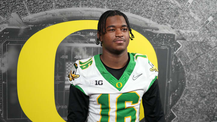 Dec 30, 2024; Los Angeles, CA, USA; Oregon Ducks defensive back Rodrick Pleasant (16) poses during Rose Bowl media day at Sheraton Grand LA. Mandatory Credit: Kirby Lee-Imagn Images