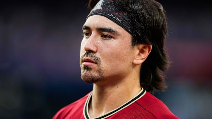 Jul 14, 2023; Toronto, Ontario, CAN; Arizona Diamondbacks left fielder Corbin Carroll (7) returns to the dugout against the Toronto Blue Jays at Rogers Centre. Mandatory Credit: Kevin Sousa-Imagn Images Jul 14, 2023; Toronto, Ontario, CAN; Arizona Diamondbacks left fielder Corbin Carroll (7) returns to the dugout against the Toronto Blue Jays at Rogers Centre. Mandatory Credit: Kevin Sousa-Imagn Images