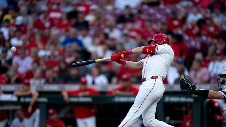 Cincinnati Reds first baseman Spencer Steer (7) hits a base hit in the second inning between the Cincinnati Reds and Toronto Blue Jays at Great American Ball Park in Cincinnati on Sept. 3, 2025. Cincinnati Reds first baseman Spencer Steer (7) hits a base hit in the second inning between the Cincinnati Reds and Toronto Blue Jays at Great American Ball Park in Cincinnati on Sept. 3, 2025.