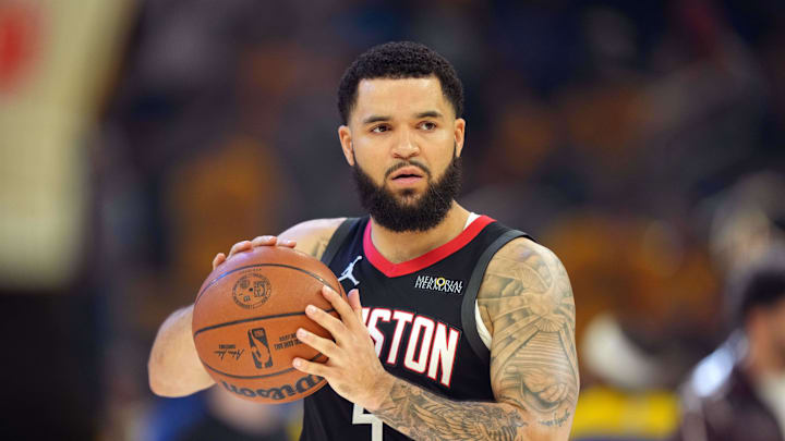 Apr 26, 2025; San Francisco, California, USA; Houston Rockets guard Fred VanVleet (5) before game three of first round for the 2024 NBA Playoffs against the Golden State Warriors at Chase Center. Mandatory Credit: Darren Yamashita-Imagn Images Apr 26, 2025; San Francisco, California, USA; Houston Rockets guard Fred VanVleet (5) before game three of first round for the 2024 NBA Playoffs against the Golden State Warriors at Chase Center. Mandatory Credit: Darren Yamashita-Imagn Images
