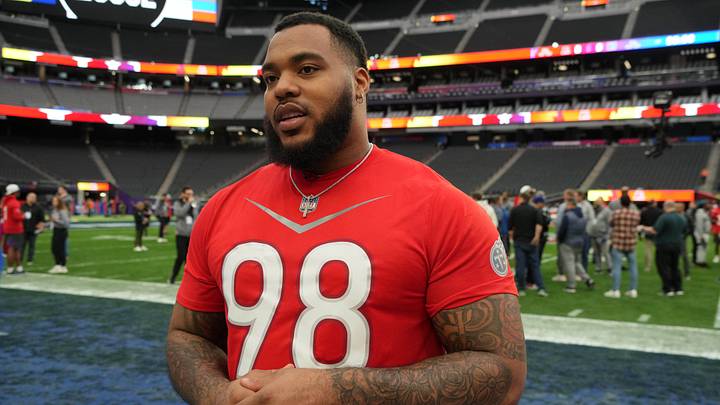 AFC lineman Jeffrey Simmons of the Tennessee Titans (98) AFC lineman Jeffrey Simmons of the Tennessee Titans (98)